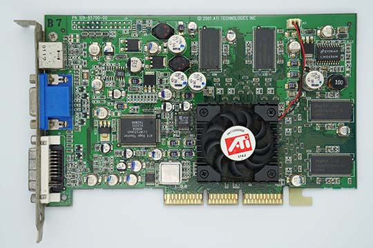 ATI Radeon 8500 64MB DDR 显示卡（ATI Radeon 8500芯片）